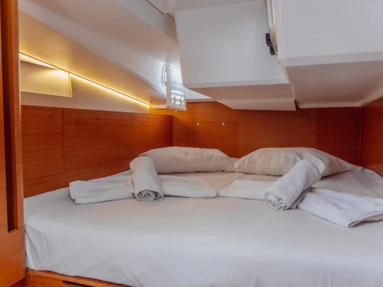 Jeanneau Sun Odyssey 490 charter bareboat or skippered in  Kos