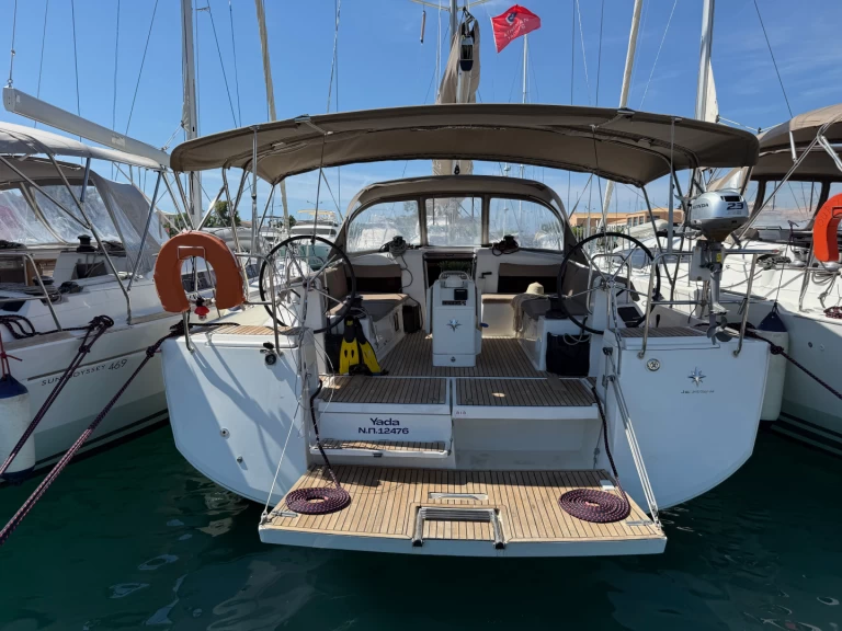 Hire a Jeanneau Sun Odyssey 490 Lefkáda