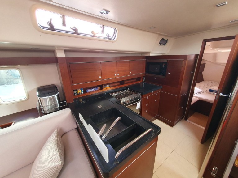 Charter a Hanse Hanse 545 in Split on Samboat