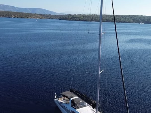 Sailboat to hire Split at the best price
