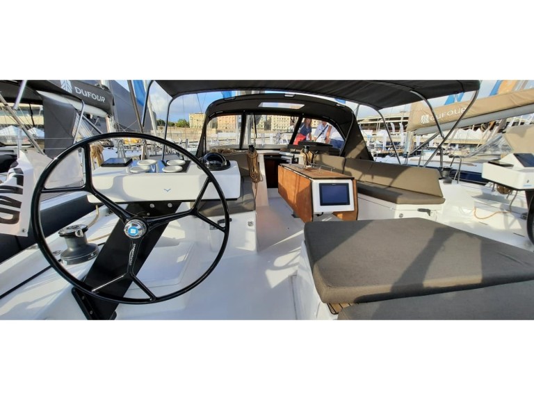 Hire Sailboat Dufour with a boat licence