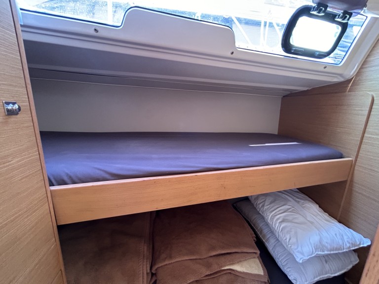 Hire Sailboat Dufour with a boat licence