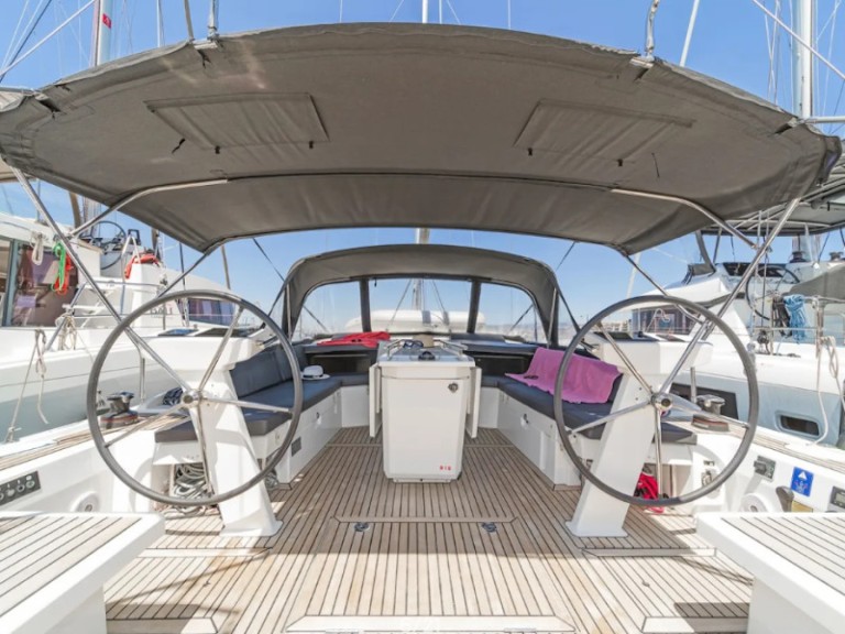 Yacht hire Lávrio cheap Oceanis 46.1