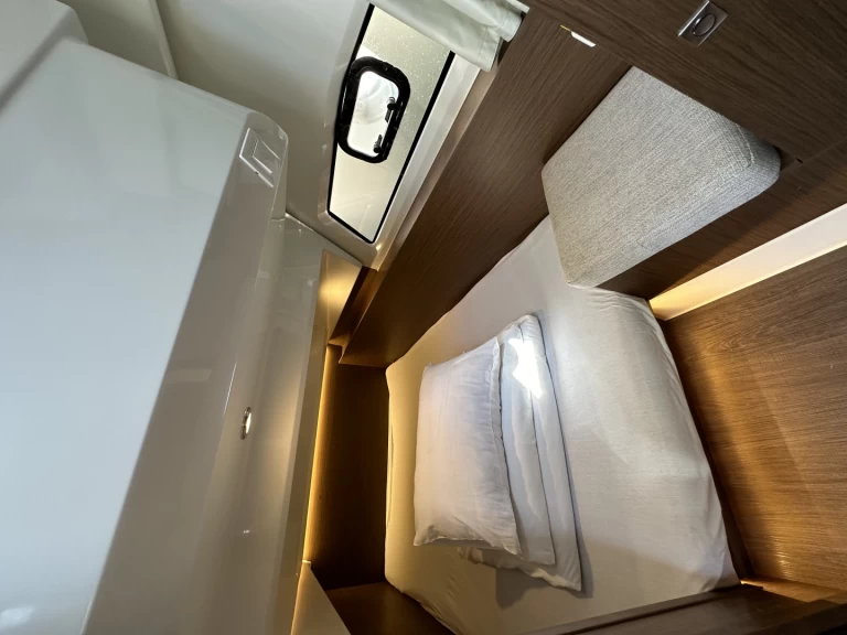 Yacht hire Drage cheap Merry Fisher 1095 Fly