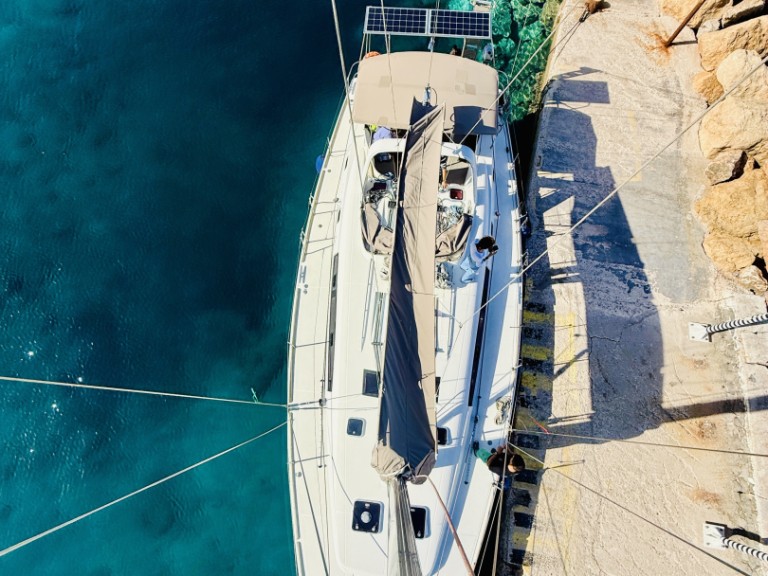 Yacht hire Lefkáda cheap Oceanis 50 Family