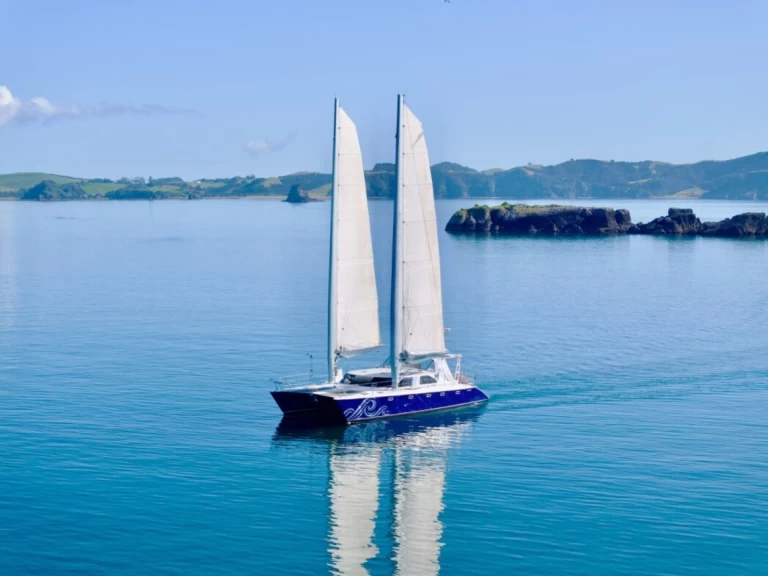 Yacht hire Paihia cheap Kelsall 54