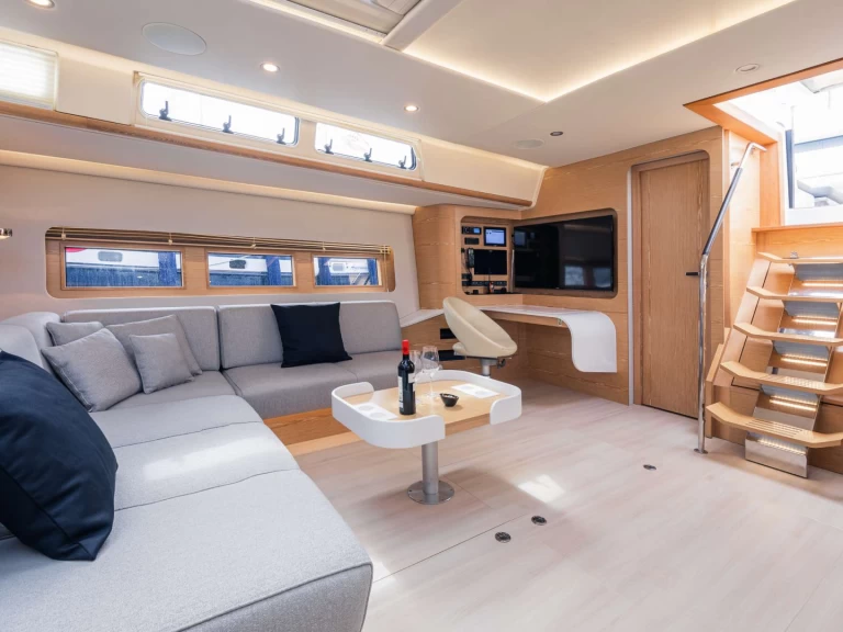 Hire a Hanse Agarimo Six Sóller