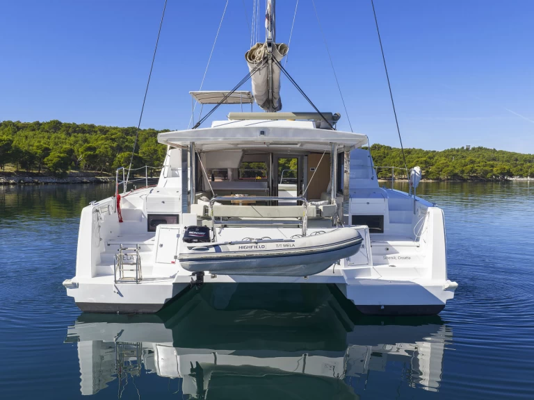 Hire Catamaran Bali with a boat licence