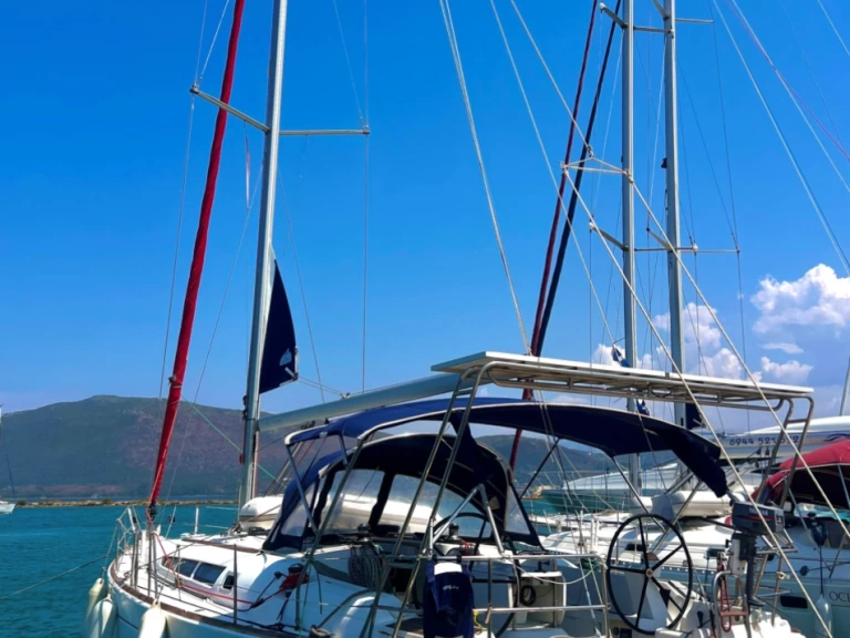 Hire Sailboat with or without skipper Jeanneau Préveza