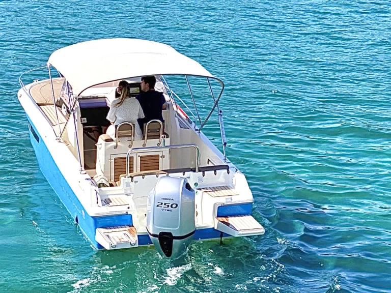 Charter a Atlantic ATLANTIC 750 SUN CRUISER in Tribunj on Samboat