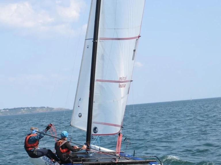 Hire Catamaran Nacra with a boat licence