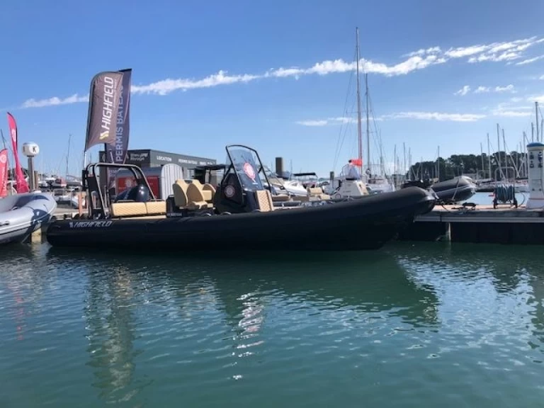 Yacht charter La Trinité-sur-Mer - Highfield HIGHFIELD 700 on SamBoat