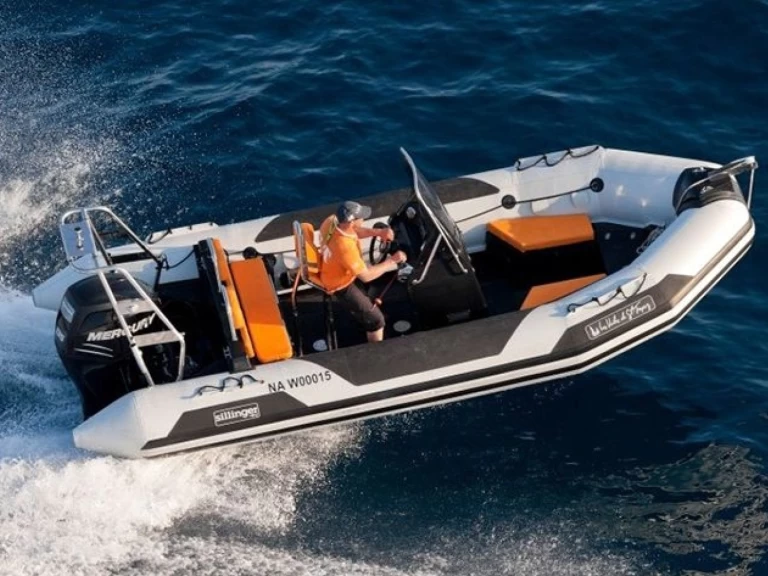 Hire RIB Sillinger with a boat licence