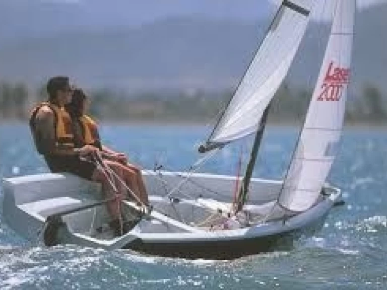 Hire a LASER PERFORMANCE LASER 2000 Carnac