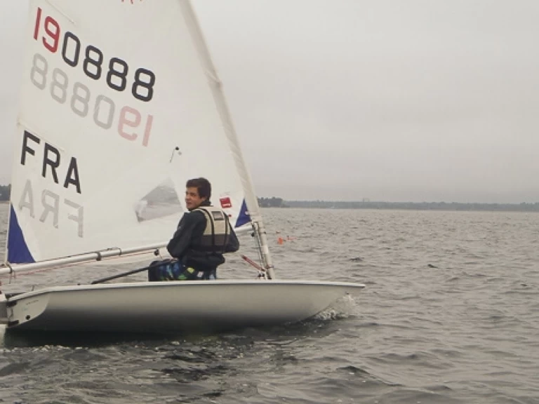 Yacht charter Carnac - LASER PERFORMANCE Laser Solo on SamBoat