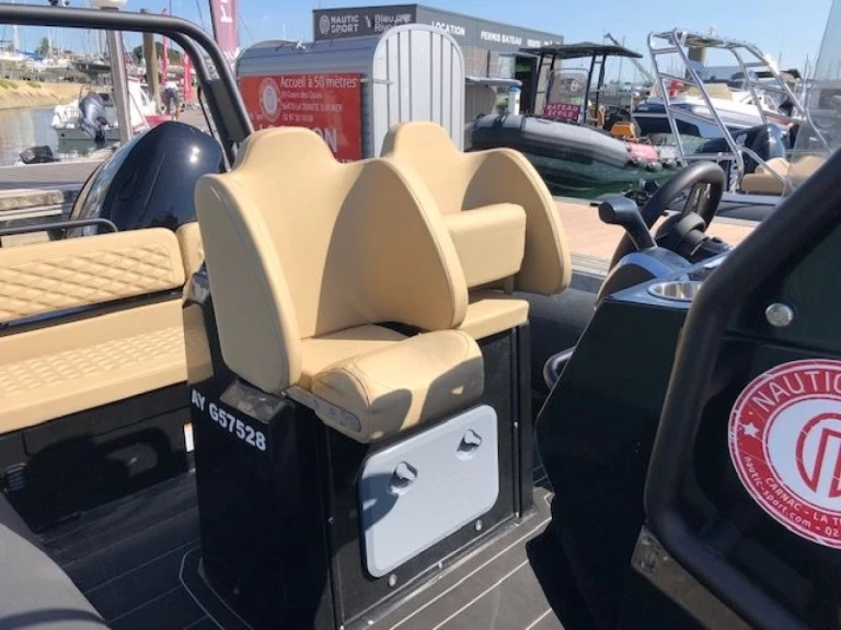 RIB hire in La Trinité-sur-Mer - Highfield HIGHFIELD 700