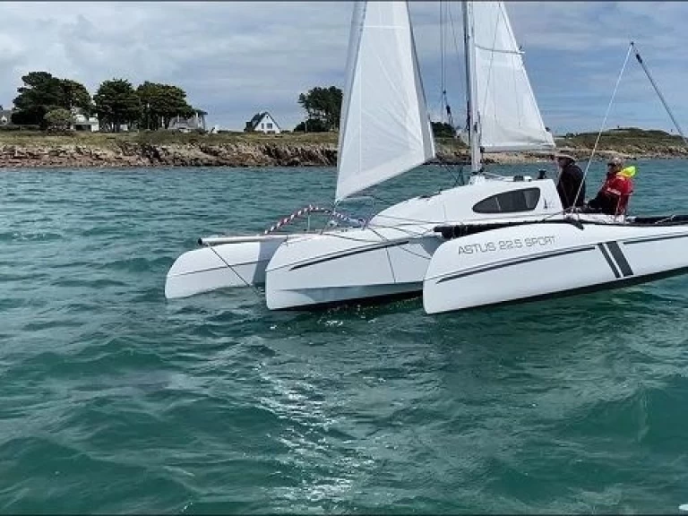 Sailboat hire in La Trinité-sur-Mer - ASTUS BOATS ASTUS 22.5