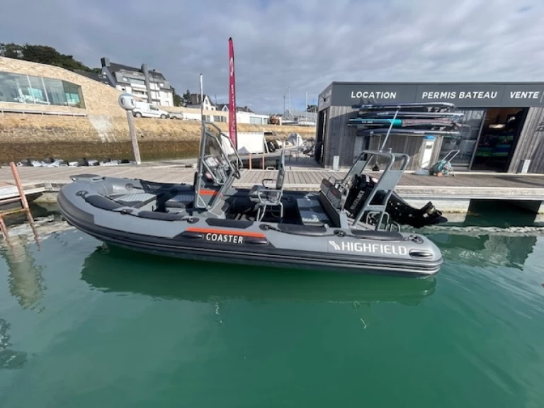 Hire a Highfield HIGHFIELD 54 PATROL COASTER La Trinité-sur-Mer