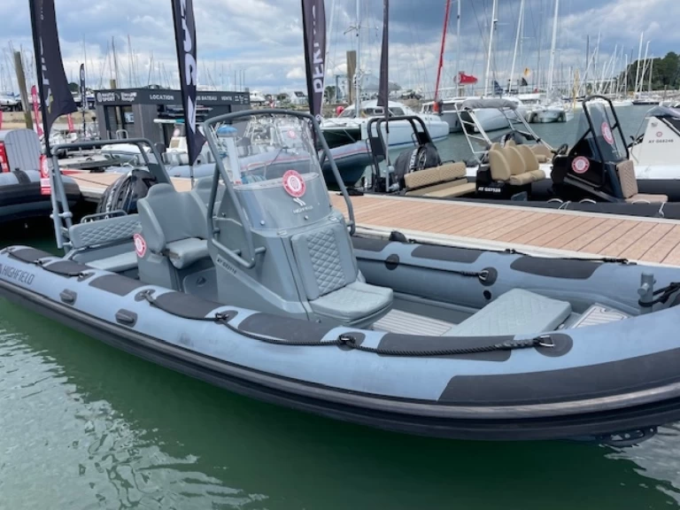 Yacht charter La Trinité-sur-Mer - Highfield Patrol 660 on SamBoat