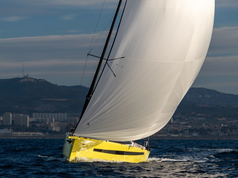 Hire Sailboat RM with a boat licence