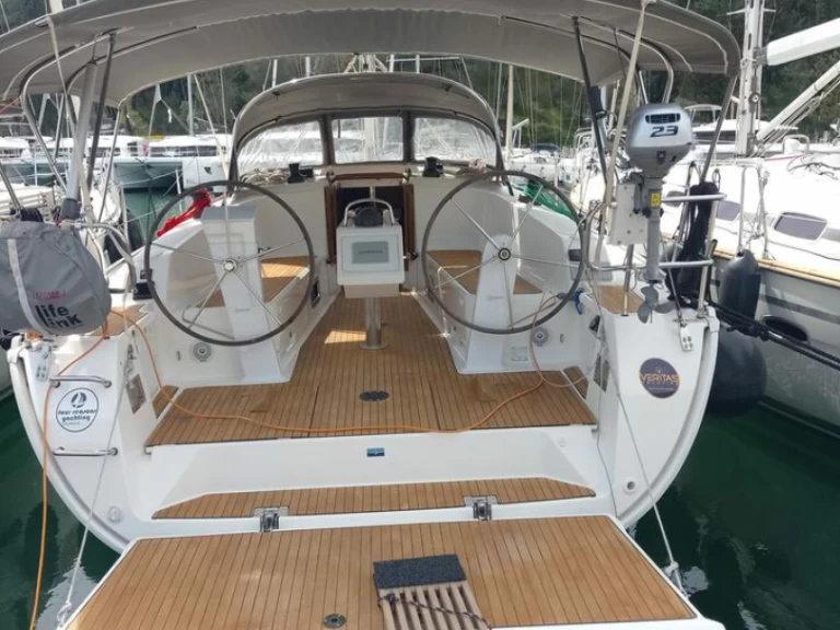 Yacht hire Palma de Mallorca cheap Cruiser 41