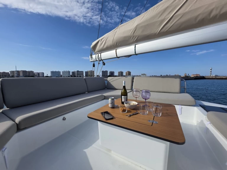 Hire Catamaran Fountaine Pajot with a boat licence