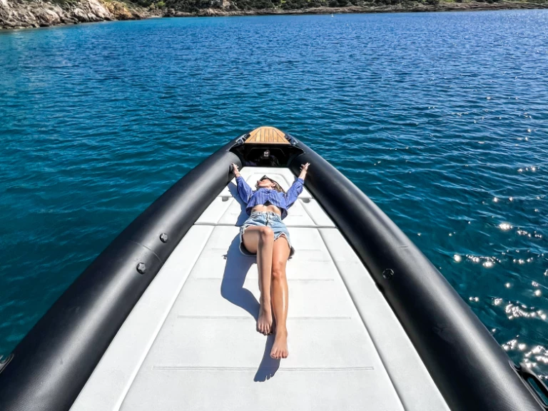 Hire RIB Seafighter with a boat licence