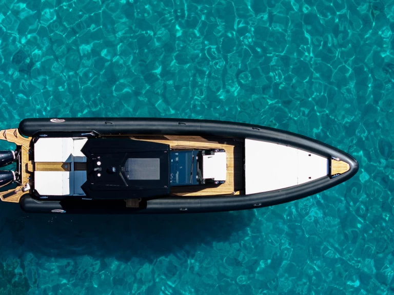 Yacht charter Athens - Seafighter Shadow 40 on SamBoat