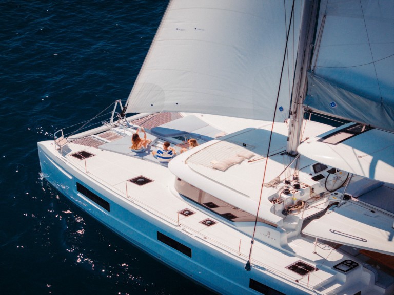 Yacht hire Alimos cheap Lagoon 46 Owner's Version (LUXURY Equipped, SKIPPERED only)