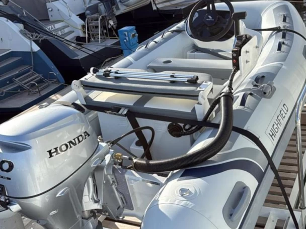 Catamaran hire in Alimos - Lagoon Lagoon 46 Owner's Version (LUXURY Equipped, SKIPPERED only)