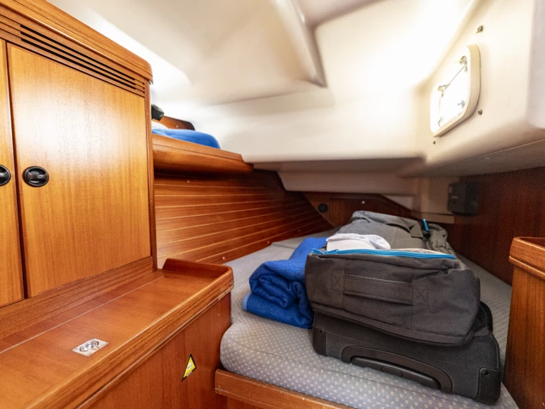 Hire Sailboat with or without skipper Elan Split