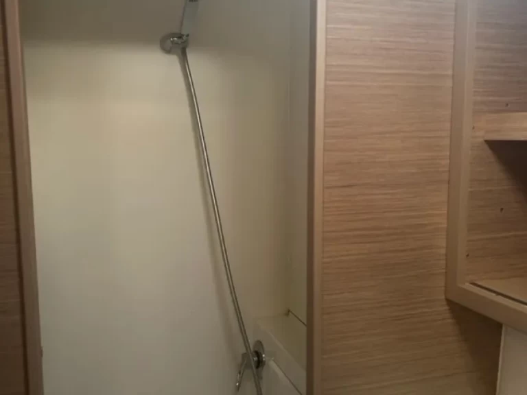 Hire Catamaran Lagoon with a boat licence