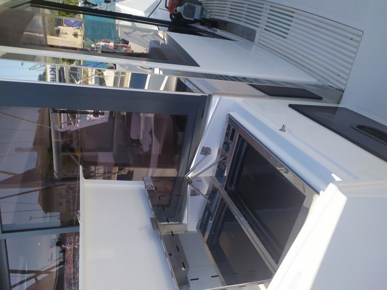 Catamaran hire in Palma de Mallorca - Bali Bali 4.4