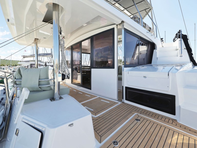 Hire Catamaran with or without skipper Bali Sukošan