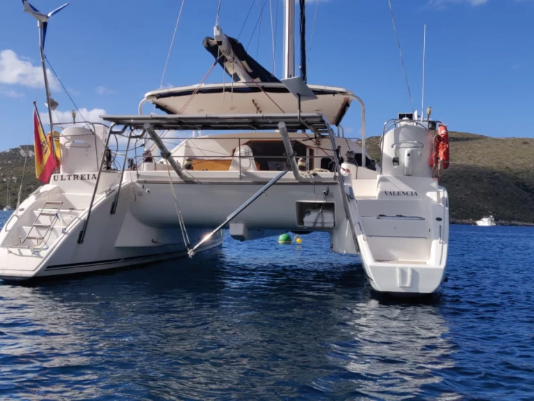 Yacht charter Port d'Andratx - Bali Catana 431 on SamBoat