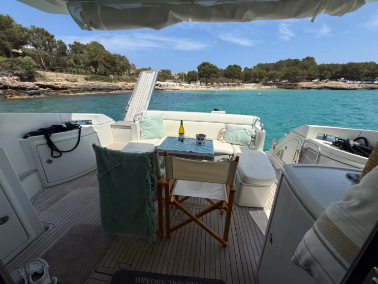 Motorboat to hire Cala d'Or at the best price