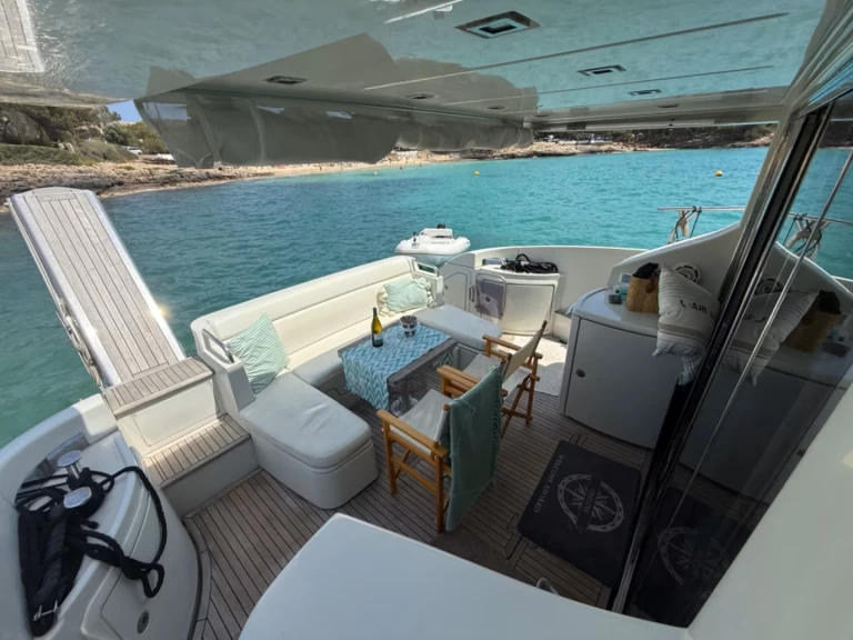 Azimut Azimut 43 charter bareboat or skippered in  Cala d'Or