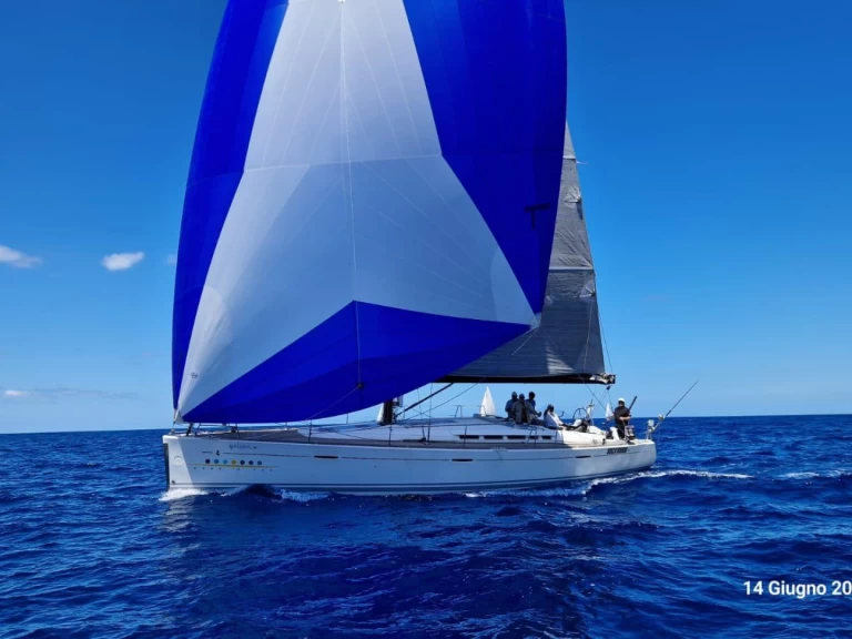 Yacht hire Reggio Calabria cheap First 50