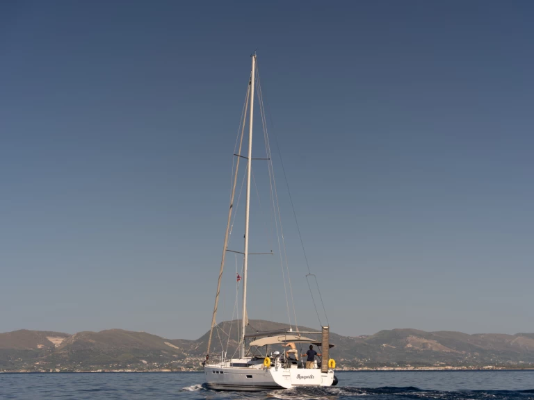Sailboat to hire Zakynthos at the best price
