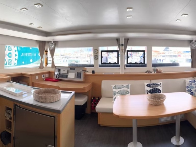 Yacht charter Lefkáda - Lagoon Lagoon 450 F on SamBoat