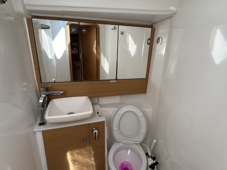 Hire Sailboat Dufour with a boat licence