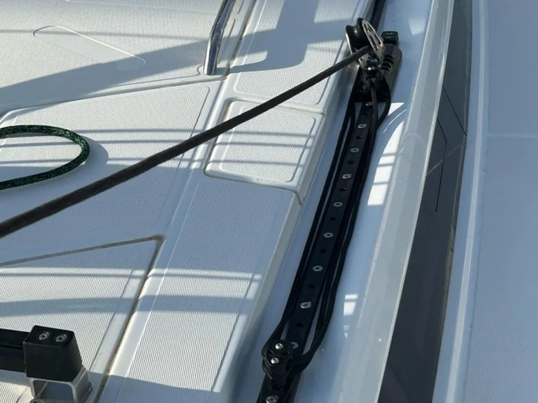 Yacht hire Lávrio cheap First 44