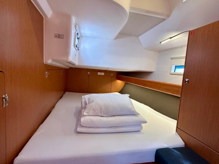 Hire a Bavaria Cruiser 46 Sukošan