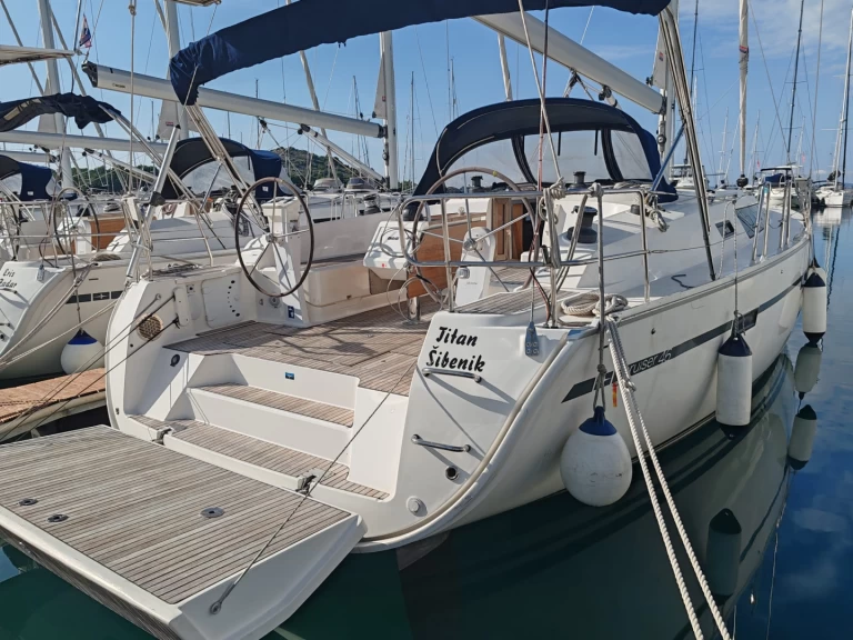 Bavaria Cruiser 46 charter bareboat or skippered in  Drage