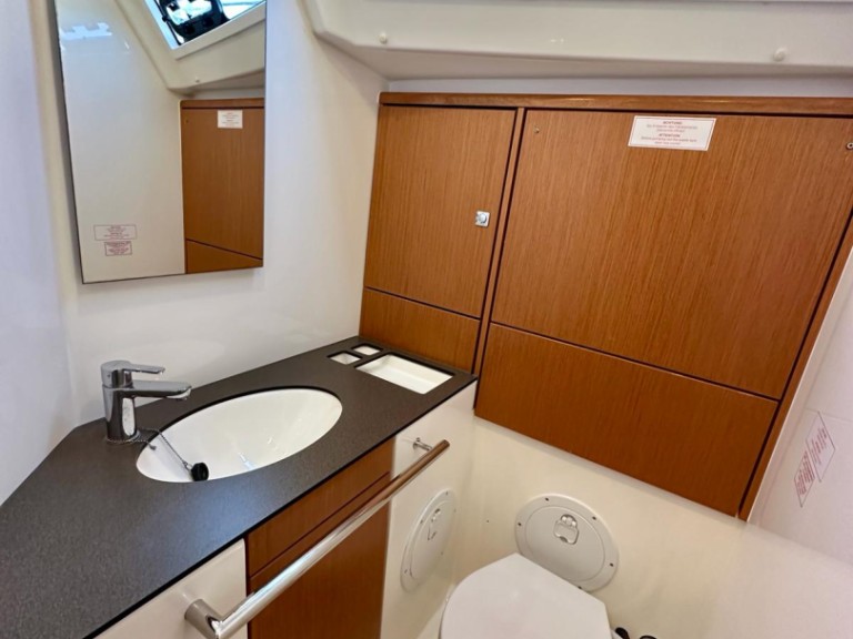 Hire Sailboat with or without skipper Bavaria Sukošan