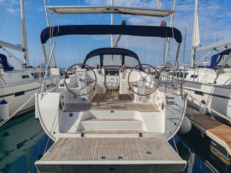 Hire a Bavaria Cruiser 46 Drage