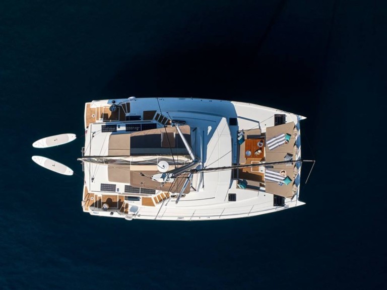 Catamaran to hire Golfo Aranci at the best price