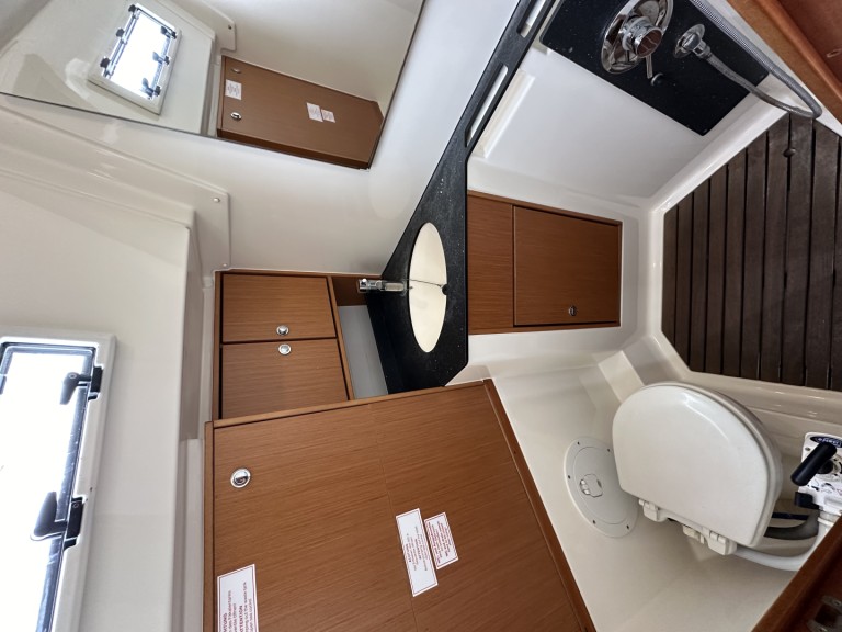 Yacht charter Sukošan - Bavaria Cruiser 45 on SamBoat