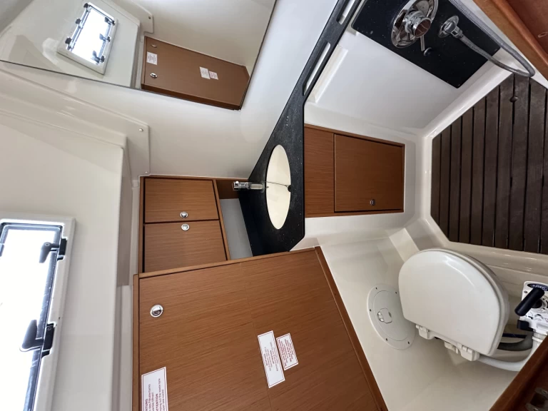 Yacht charter Sukošan - Bavaria Cruiser 45 on SamBoat