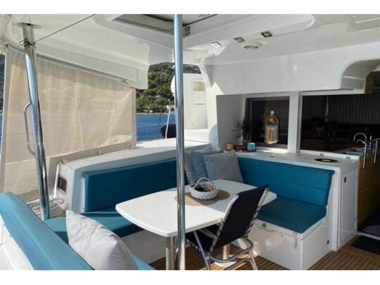 Yacht charter Alimos - Lagoon Lagoon 450 F on SamBoat